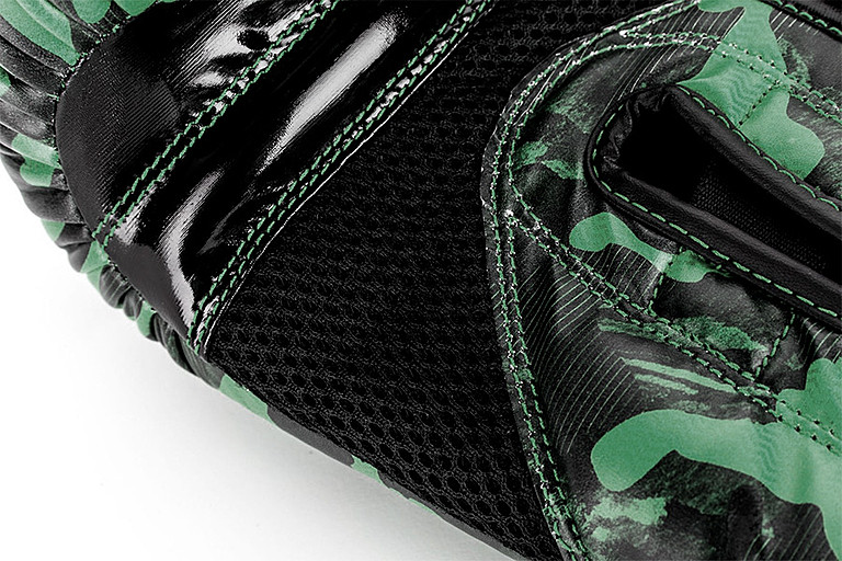 UFC PRO  Перчатки для бокса CAMO NIGHT VISION - S/M