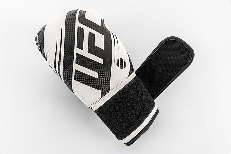 UFC PRO Performance Rush 14 Oz - белые