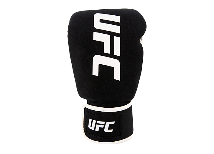 UFC Перчатки для бокса и ММА черные/белые - REG