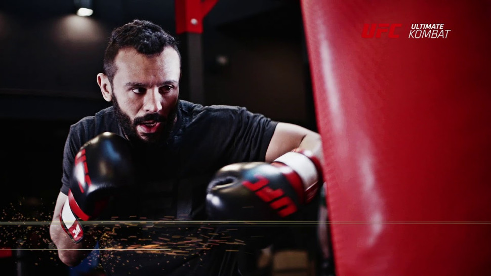 UFC Боксерский мешок 45 кг без наполнителя (Черный)